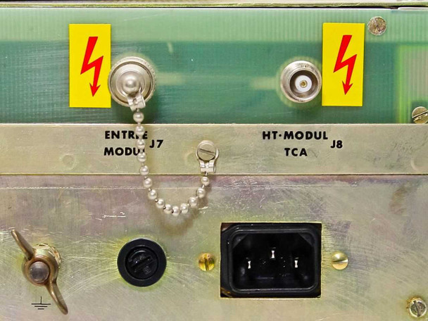 Riber TCE-300 rear panel – Entree Modul J7 and HT-Modul TCA J8 connectors with IEC AC power inlet and ground terminal