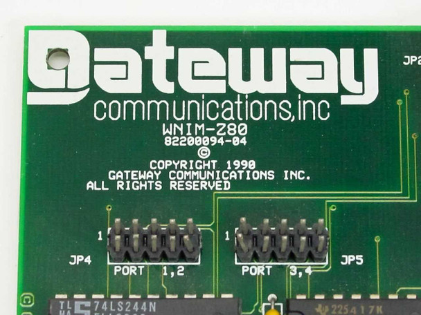 Gateway Communications, Inc. WNIM-Z80 82200094-04 silkscreen label close-up showing copyright 1990 and JP4/JP5 port jumper headers