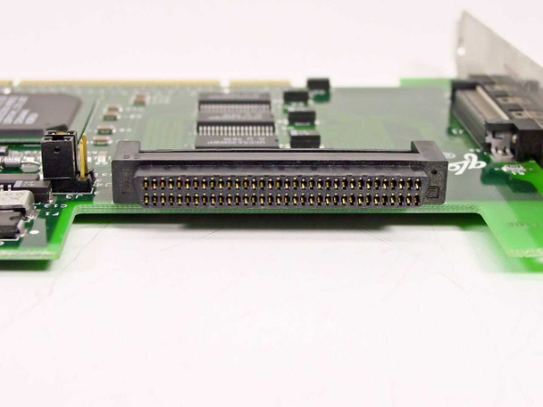 Close-up of QLogic QLA1080 68-pin internal Wide SCSI connector on the card surface