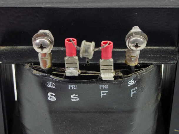 Quality Transformer QTE 5564 terminal block closeup showing SEC S, PRI S, PRI F, SEC F winding tap terminals with red and clear wire leads