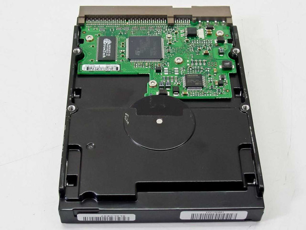 Seagate ST340015A – PCB side view showing main controller chip and Seagate logic board