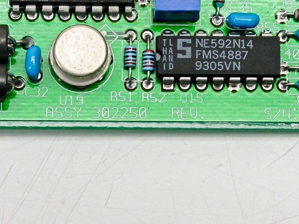 Guzik Universal Preamp IV 302250 close-up of board silkscreen showing ASSY 302250 marking and NE592N14 / FMS4887 ICs