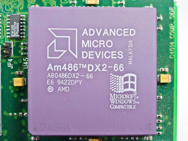 AMD Am486 DX2-66 CPU close-up – A80486DX2-66 markings, Malaysia origin, date code 9422DPY, Microsoft Windows Compatible logo