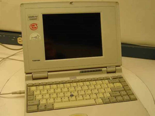 Toshiba T2450CT ノートPC 本体 Toshiba T2400CT/320 Satellite Pro 486 DX2 50MHz Laptop T2400
