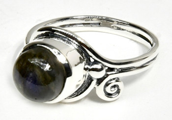 Size 8 Labradorite Ring Size 8 Labradorite Ring