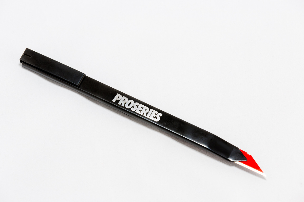 PROSERIES PROKNIFE: This black-handled masterpiece boasts a distinctive red 30-degree PROBLADE, setting it apart from the rest. Crafted to perfection, it's ideal for car wrap installations and a variety of cutting tasks.