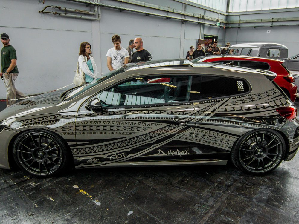 Printed graphics on Arlon DPF 6000XRP vinyl applied to wall signage with strong adhesion and clean finish