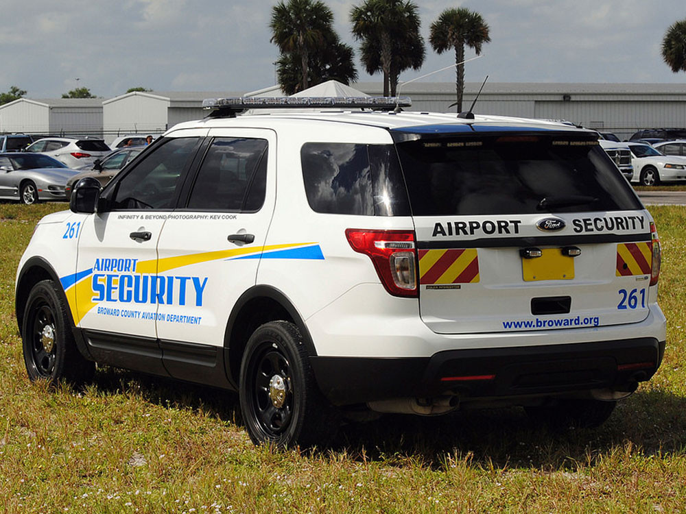 Reflective vehicle graphics using Arlon 2400 vinyl