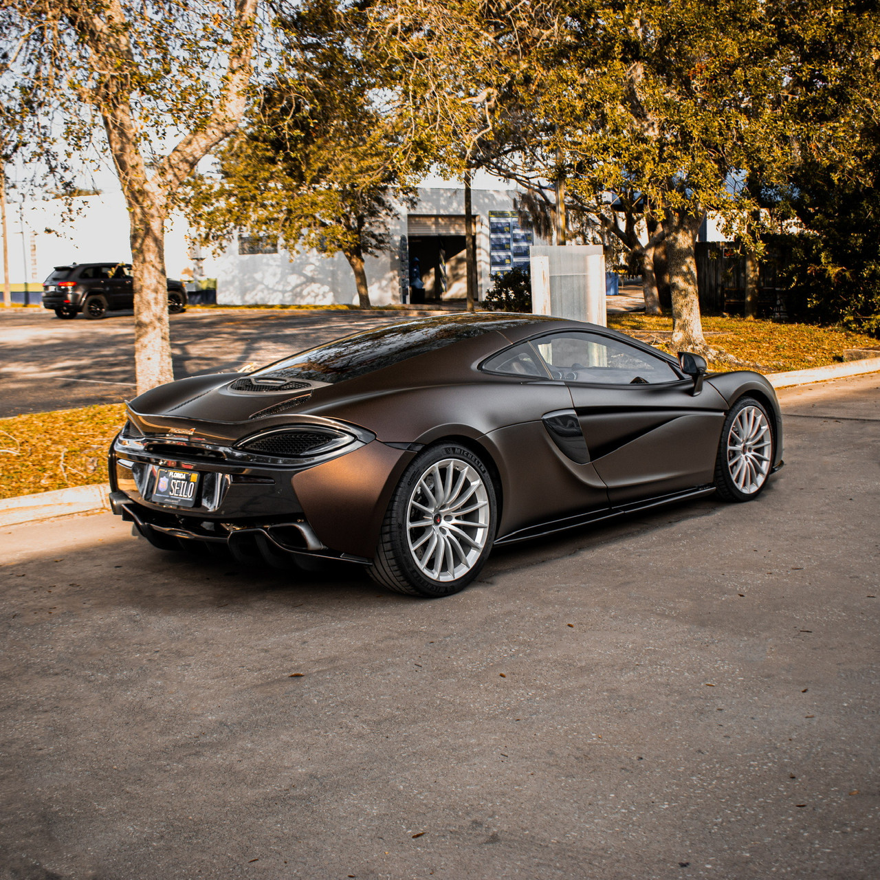 Bugatti Wrapped in KPMF Matte Java Brown Vinyl
A Bugatti wrapped in KPMF Matte Java Brown, showcasing the deep, roasted brown hue and elegant matte finish that gives the vehicle a rich, custom appearance.