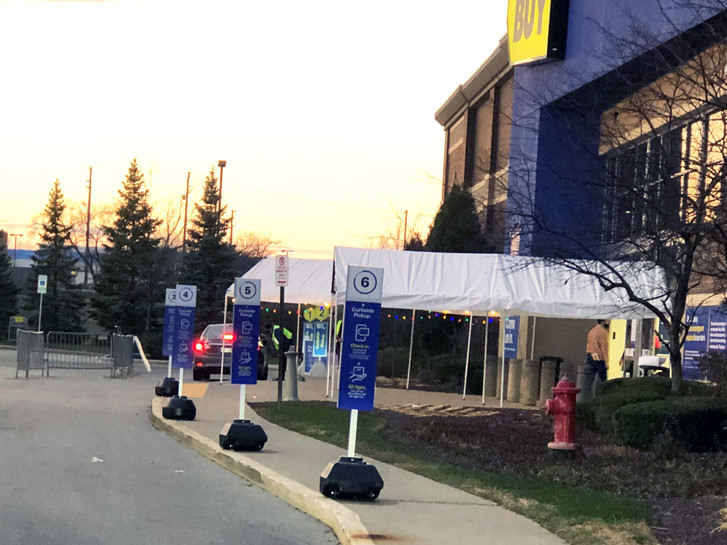 Upgrade Your Business Signage with the Plasticade Rock-It Sign Post System