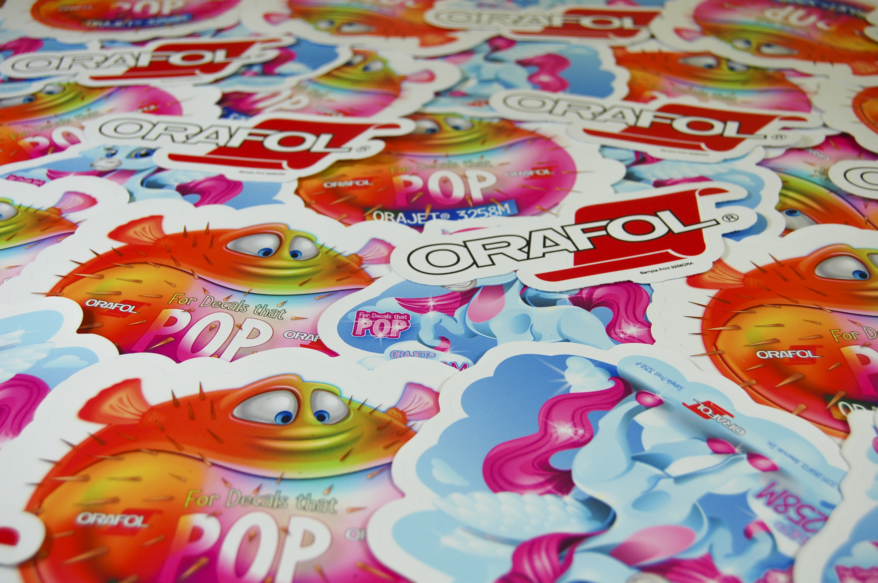 Enhance Your Slap Sticker Production with Orafol ORAJET® 3258 Digital Media