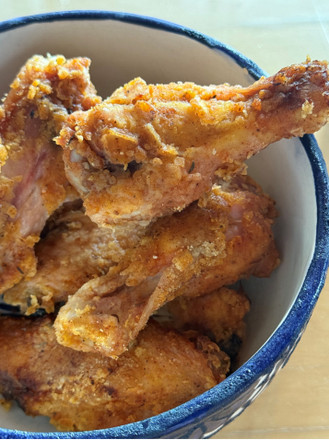Crispy Cornmeal Oven-Fried Chicken Wings