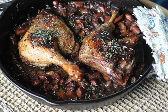 Honey Merlot Crispy Duck Legs 