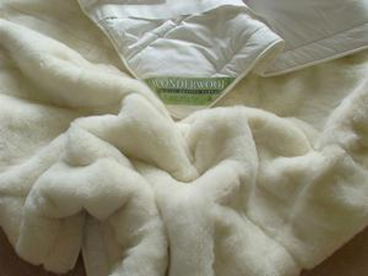 Wonderwool Luxury Reversible Wool UnderquiltStrapped (Double)