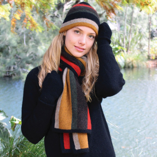 Woman wearing tempo scarf in colour Gold Woman wearing tempo scarf in colour Gold