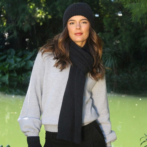 Woman wearing Lothlorian - Alpaca Haven Accessory Set (Beanie & Scarf) (ALP030 + ALP031) in the colour Slate.