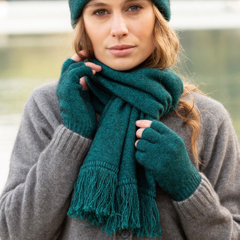 Noble Wilde - Merino & Possum Accessory Set (Beanie & Scarf) - The Tin Shed