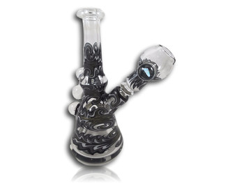 7" Buck Lee Glass - Fade to Clear 'Star Wars' Chip Tube.
https://www.instagram.com/buckleeglass/ 7" Buck Lee Glass - Fade to Clear 'Star Wars' Chip Tube.
https://www.instagram.com/buckleeglass/