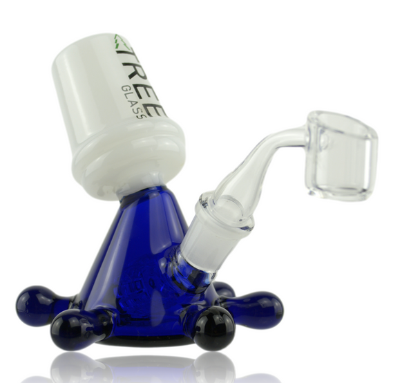 4.5" Tree Glass Splat Glass Concentrate Rig Quarter Right.