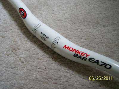 Easton EA70 Monkey Bar - White Easton EA70 Monkey Bar - White