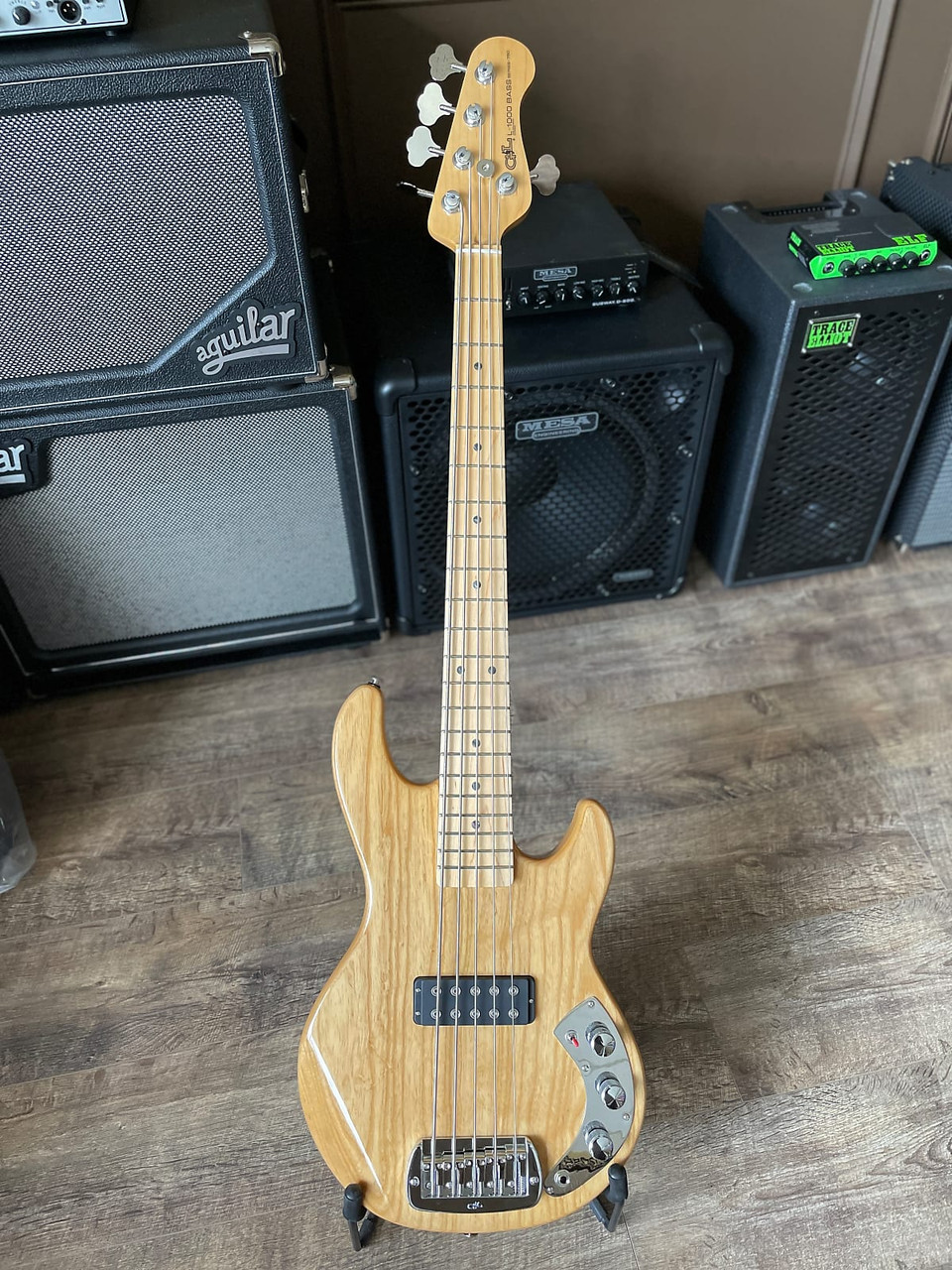 G&L CLF Research L-1000 Series 750 Natural Ash Website Bass