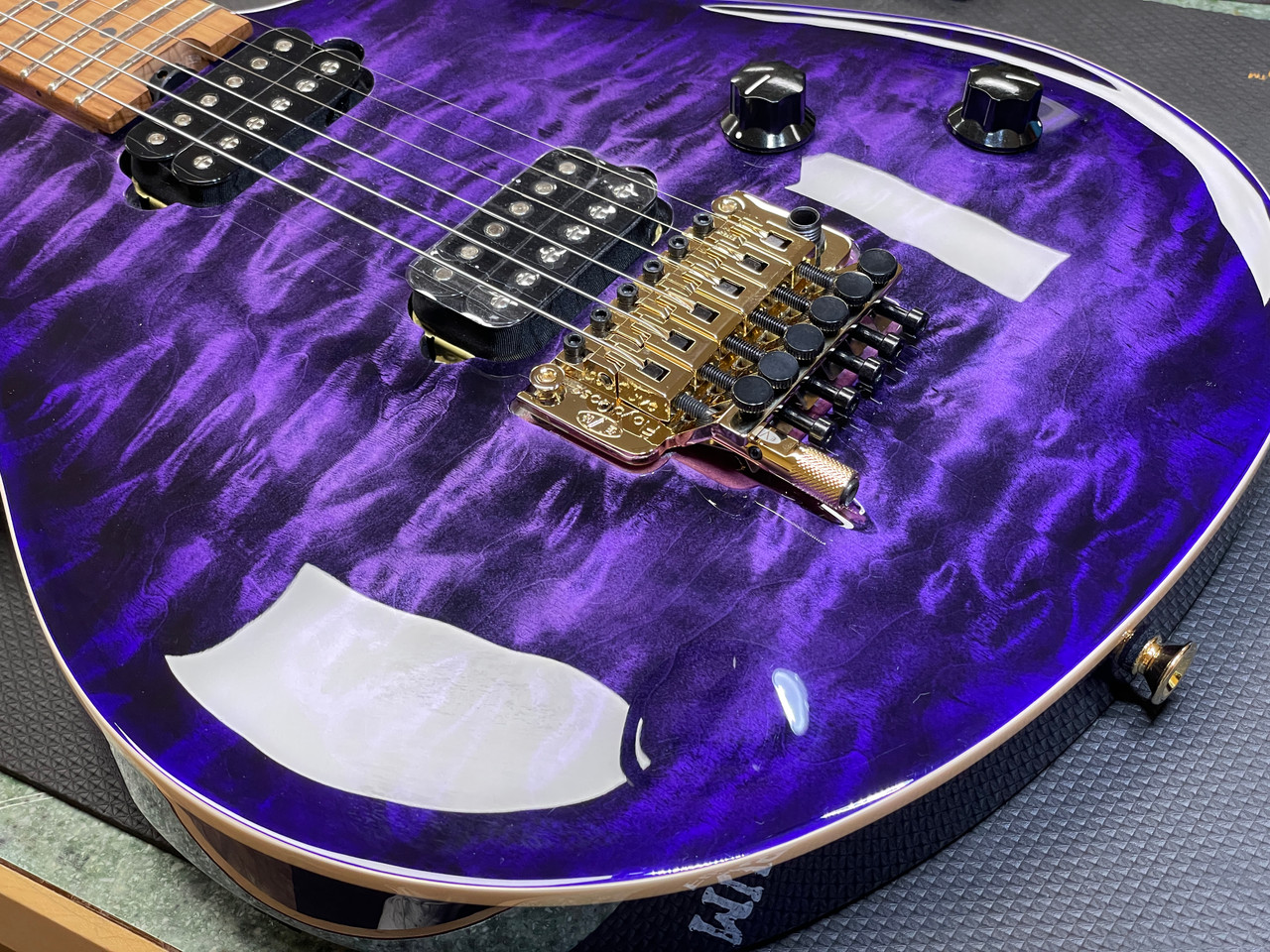 EVH Wolfgang Special QM Baked Maple Purple Burst