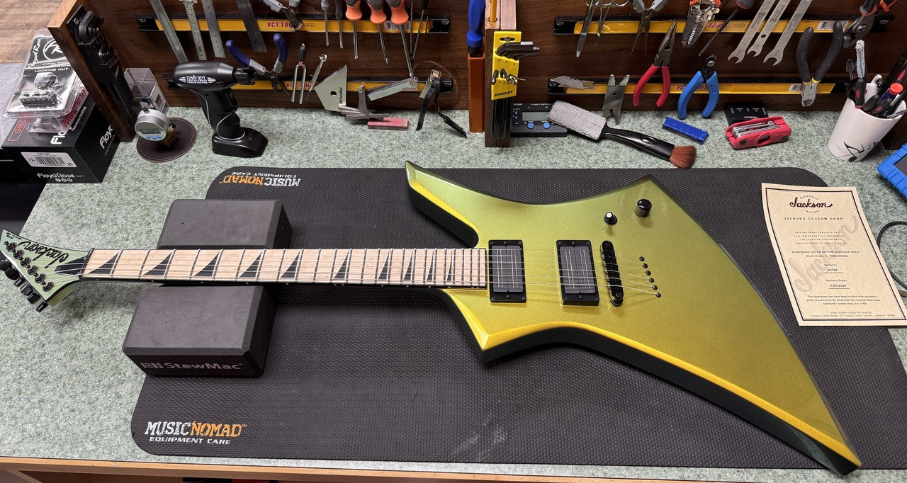 Jackson USA Custom Shop Kelly Acapulco Gold