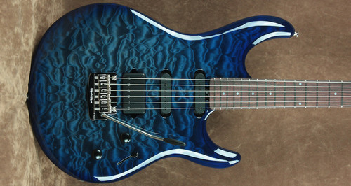 Ernie Ball Music Man Luke III HH BFR Blueberry Burst Quilt