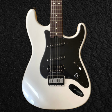 Charvel Pro Mod Jake E Lee Pearl White