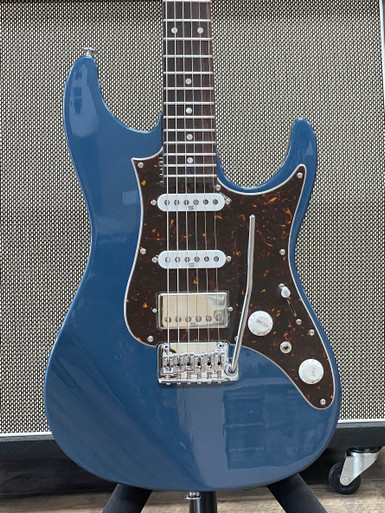 ギター Ibanez Prestige AZ2204N-PBM Amazon.com: Ibanez Prestige AZ2204N Electric Guitar - Black