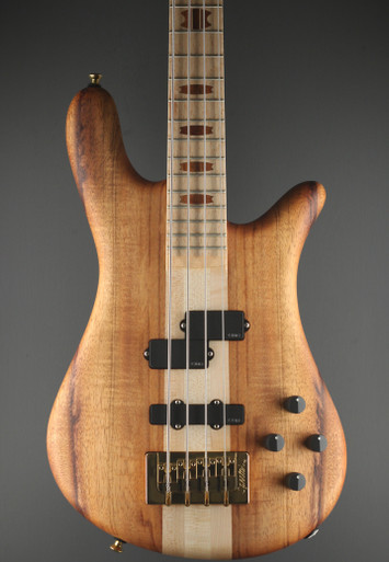 Unitone Basso エレキベース ビザール グヤトーン テスコ TEISCO テスコ モズライトシェイプ ビザール エレキベース -b647