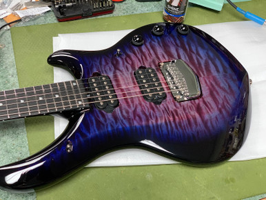Ernie Ball Music Man JP6 purple Ernie Ball Music Man John