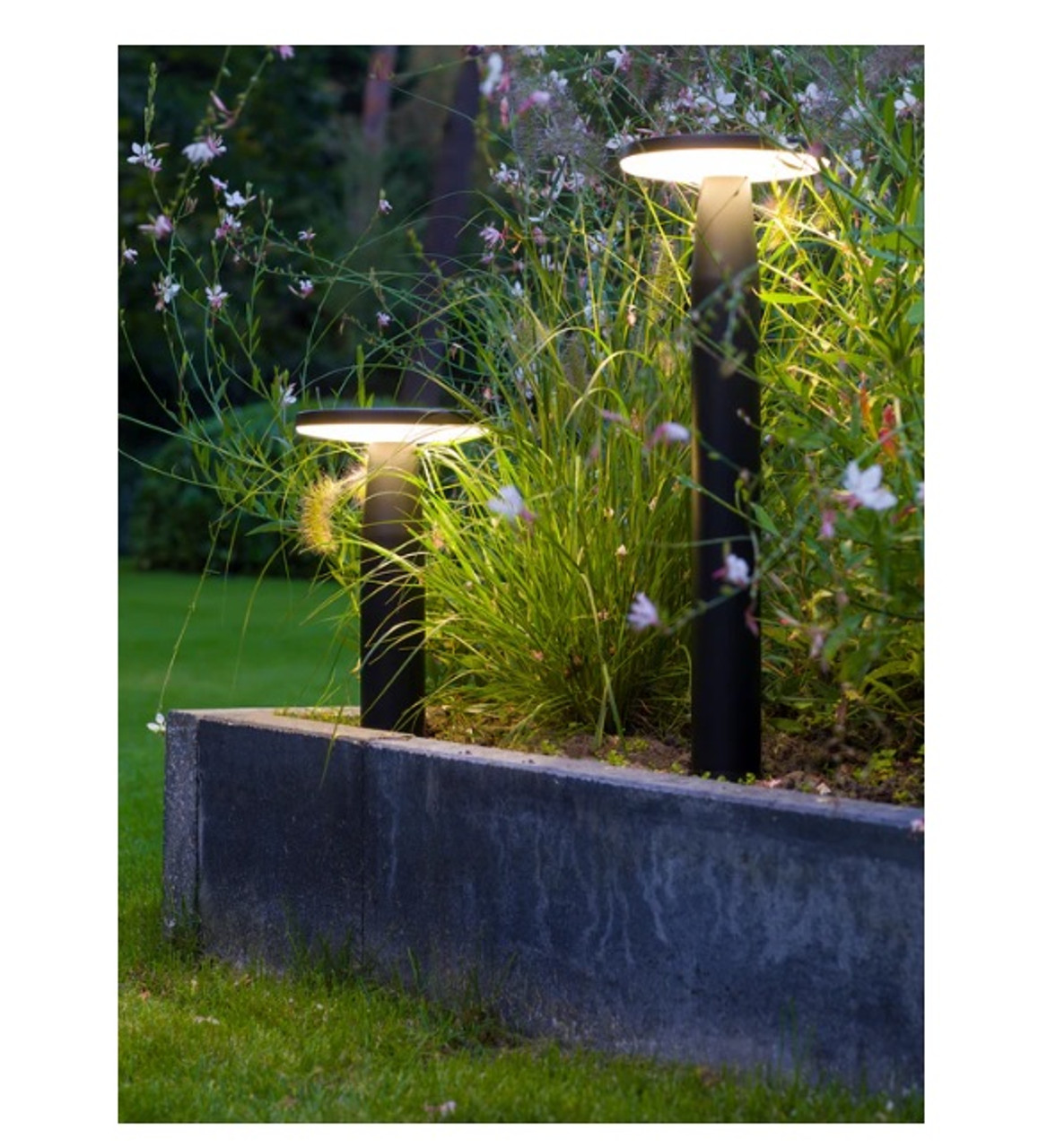 in-lite DISC Black LED Bollard Light - 23"