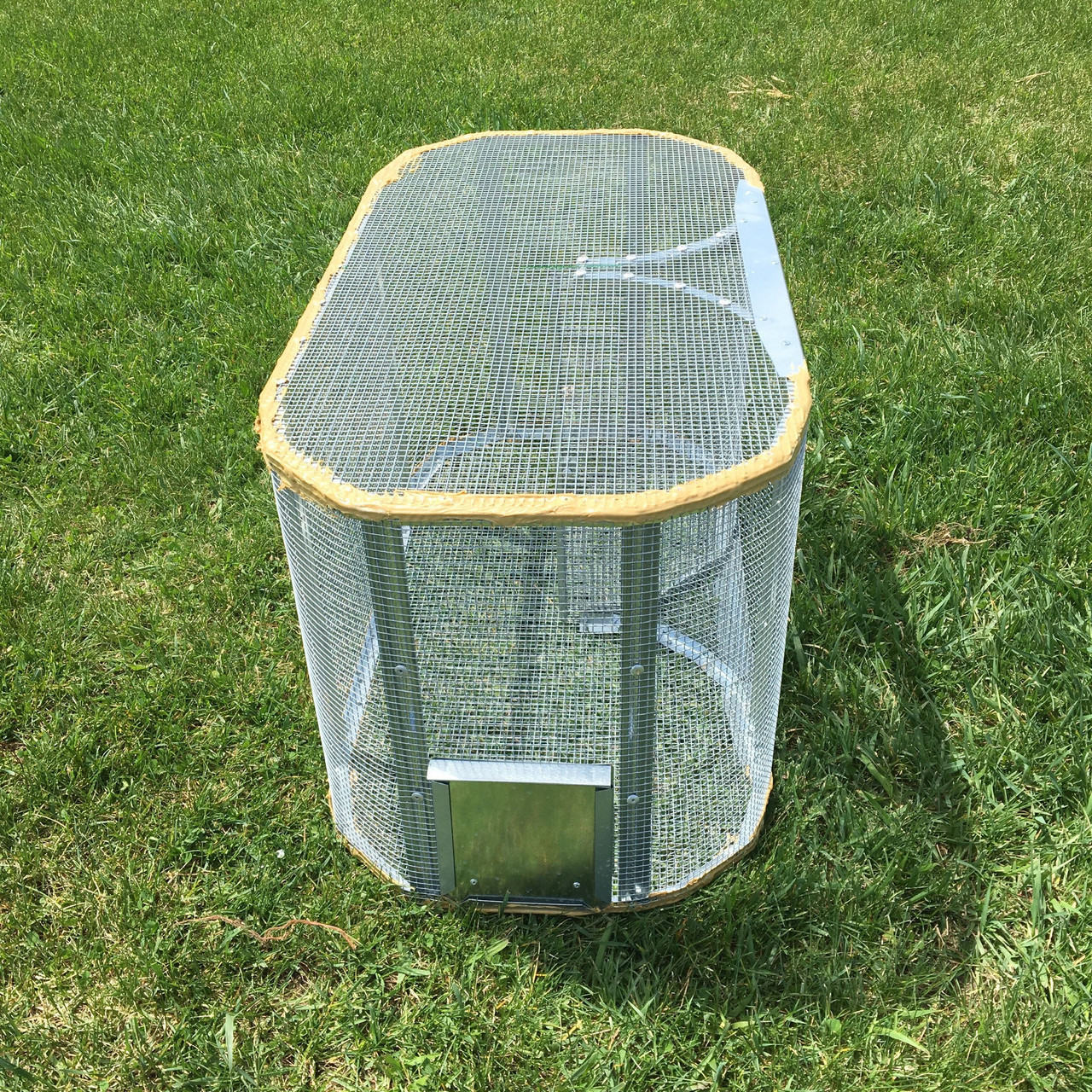 Folding Fishing Cage Corrosion-Resistant Fishing Mesh Trap