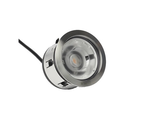 The BIG FLUX NARROW BLACK ground light is ideal for illuminating narrow and high objects. It produces a strong, narrow, and focused light ideal for lighting tall elements up to 36 feet. It is safe to walk, cut grass, and drive over. The BIG FLUX NARROW BLACK ground light is ideal for illuminating narrow and high objects. It produces a strong, narrow, and focused light ideal for lighting tall elements up to 36 feet. It is safe to walk, cut grass, and drive over.