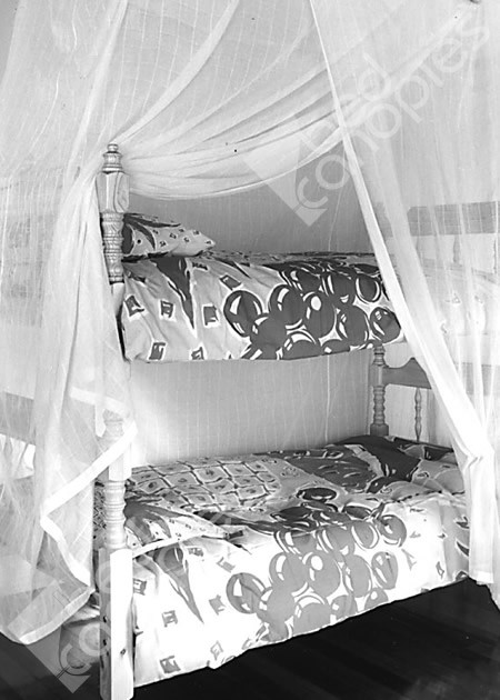 Canopy Bed Curtain for Twin/Single Bed