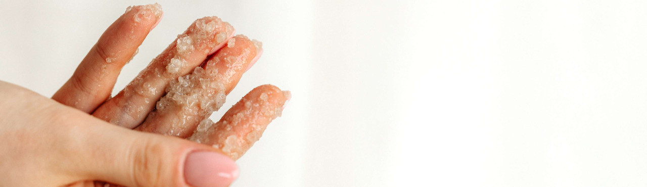 Body Scrubs & Exfoliants