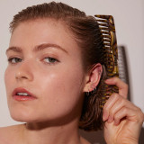 Oribe Resin Detangling Comb