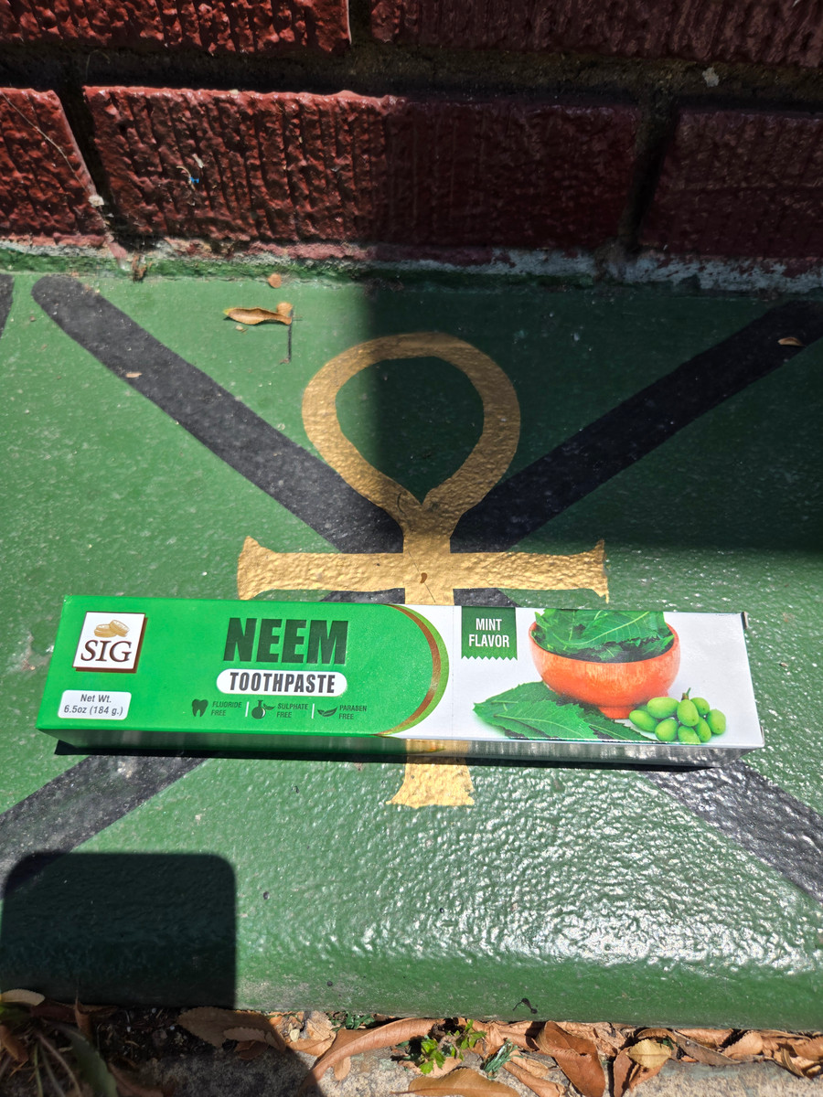 SIG "Neem Toothpaste"