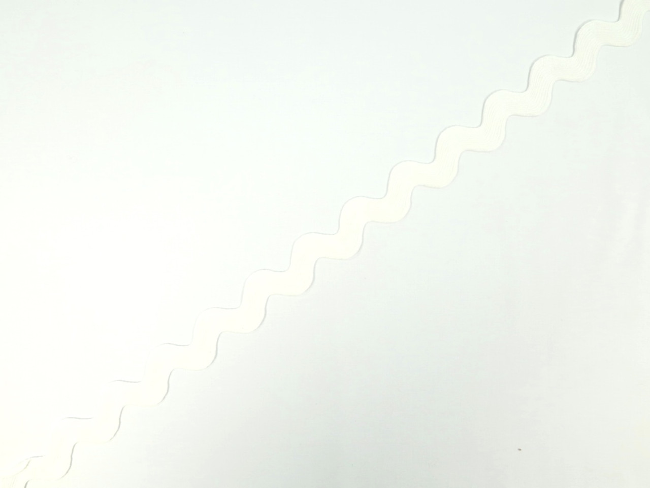 Dressmaking Trim Jumbo Ric Rac Braid 35mm Ivory Fabric Godmother