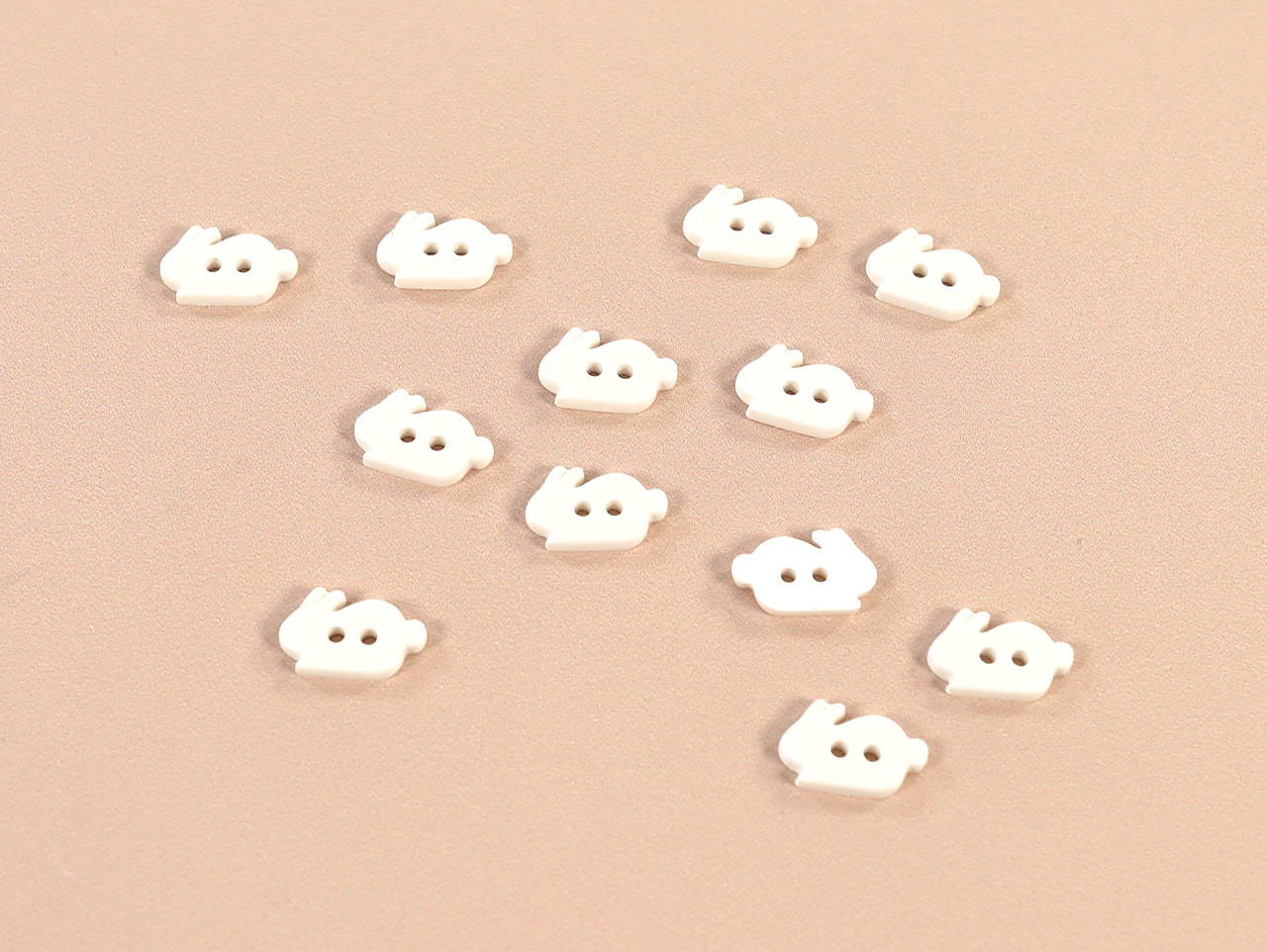 Haby | Glossy Rabbit Button - 15mm - Ivory | Fabric Godmother