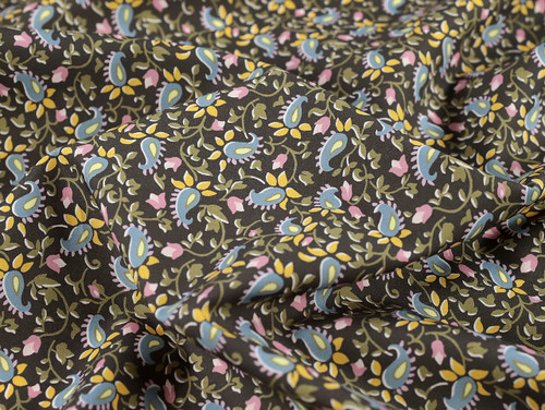 Dressmaking Fabric | Liberty Fabrics Piccadilly Poplin® Redington - Green | Fabric Godmother  Dressmaking Fabric | Liberty Fabrics Piccadilly Poplin® Redington - Green | Fabric Godmother