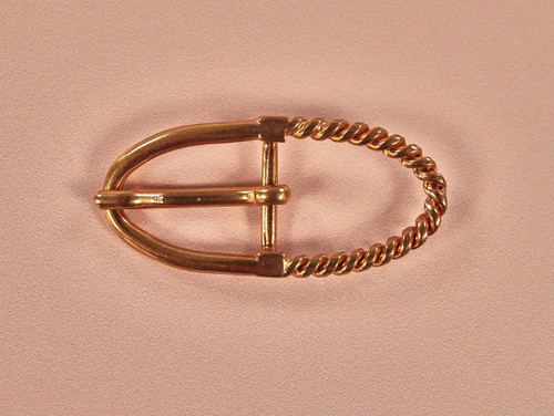 Haberdashery | Twisted Oval Buckle - Gold | Fabric Godmother