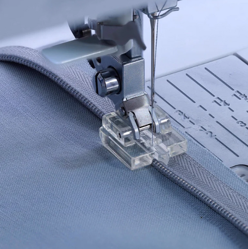 Husqvarna | PFAFF Invisible Zipper Foot | Fabric Godmother