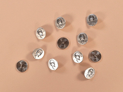 Haberdashery | Dove Button - 16mm - Cream | Fabric Godmother