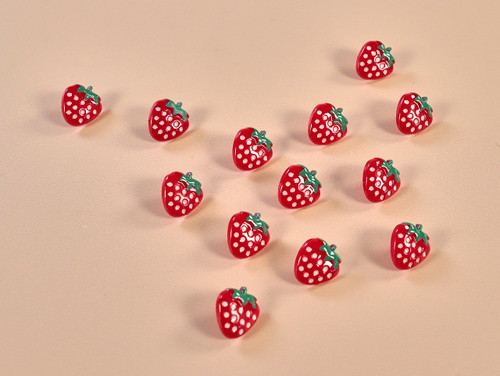 Haberdashery | Strawberry Button - 16mm - Red | Fabric Godmother