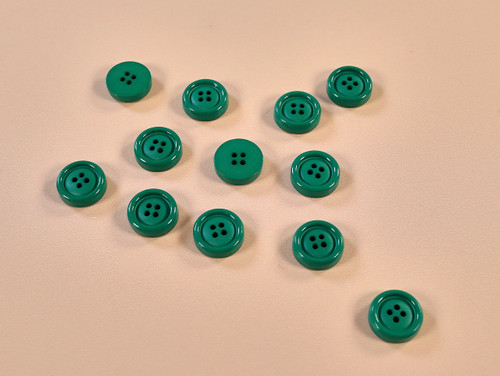 Dressmaking Fabric | Chunky Rim Button - 18mm - Green | Fabric Godmother 