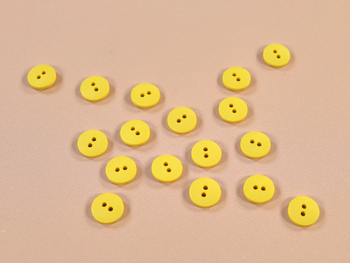 Dressmaking Fabric | Matte Button - 13mm - Yellow | Fabric Godmother 