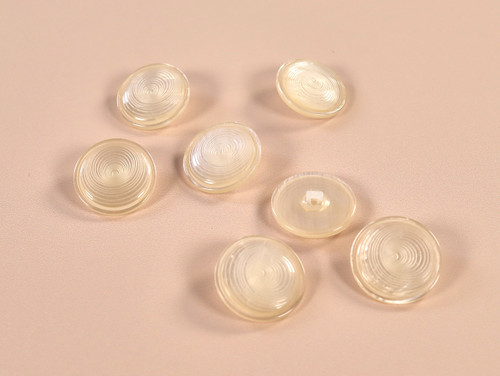 Haberdashery | Swirl Shank Buttons - 29mm - Cream | Fabric Godmother