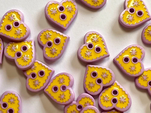Haberdashery | Glossy Heart Button - 12mm - Lilac & Yellow | Fabric Godmother 